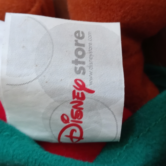 Pooh bear Christmas beanie - Picture 4 of 4